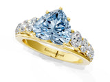 Yellow gold Fancy Blue Heart Cut Brilliant Diamond Pavé Band with Six-Prong Setting_13