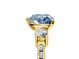 Yellow gold Fancy Blue Heart  Cut Three-Stone Diamond Pavé Band with Prong Setting_22