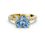 Yellow gold Fancy Blue Heart  Diamond Three-Stone Pave Band with Four-Prong Setting_20