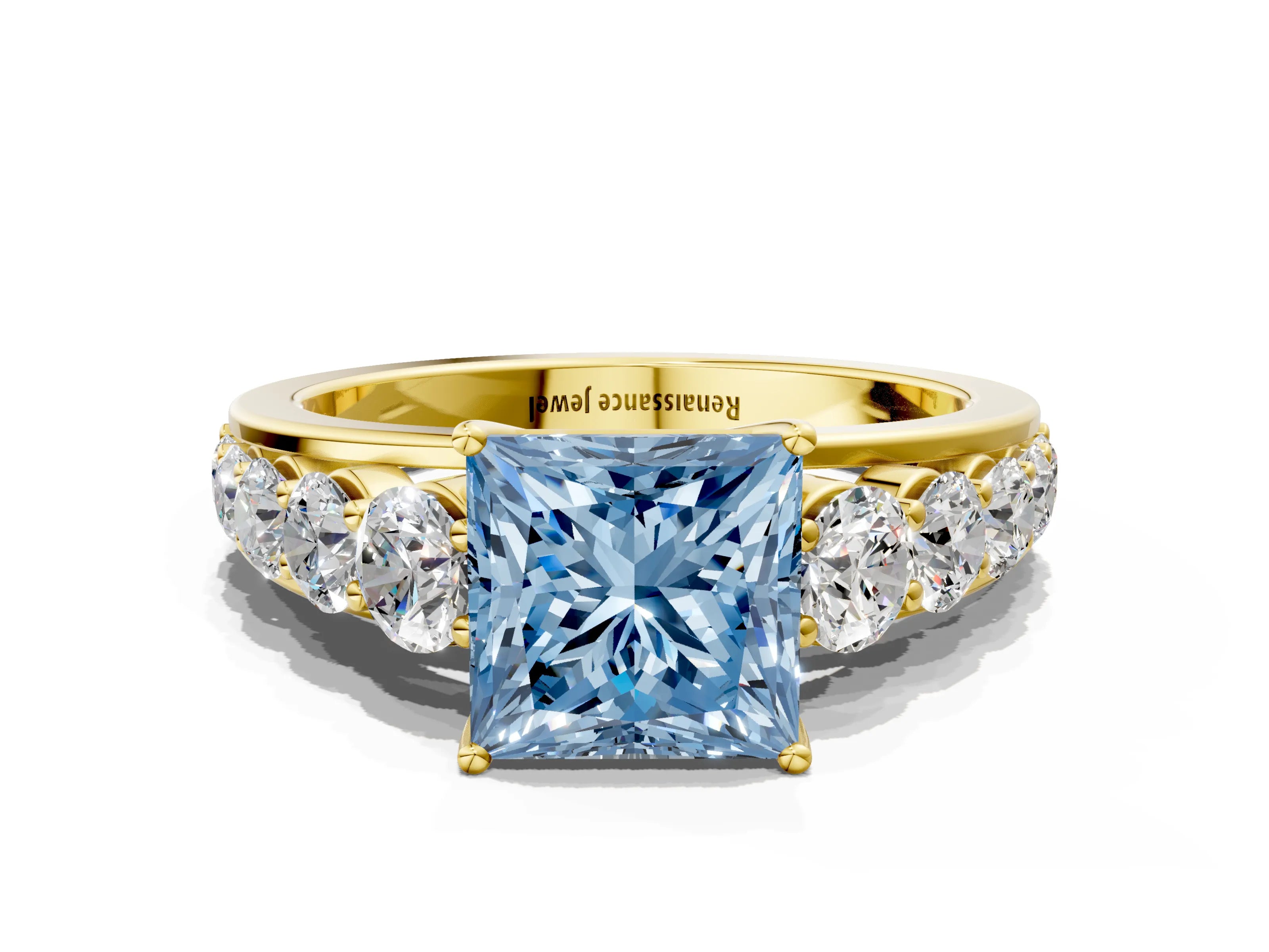Yellow gold Fancy Blue Princess Cut Brilliant Diamond Pavé Band with Six-Prong Setting