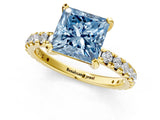 Yellow gold Fancy Blue Princess Cut Diamond Pavé Solitaire Ring with Round Band and Prong Setting_13