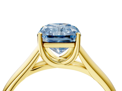 Yellow gold Fancy Blue Radiant Cut Cut Diamond Solitaire Engagement Ring with Tapered Plain Band and Four-Prong Setting_4