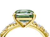 Yellow gold Fancy Green Asscher  Cut Diamond Vine Band with Four-Prong Setting_4