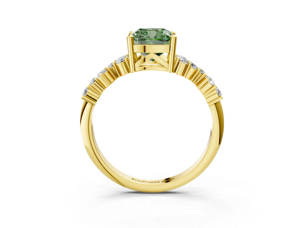 Yellow gold Fancy Green Cushion Cut Diamond Cluster Pavé Band with Four-Prong Setting