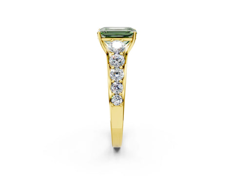 Yellow gold Fancy Green Emerald Cut Brilliant Diamond Pavé Band with Six-Prong Setting_2