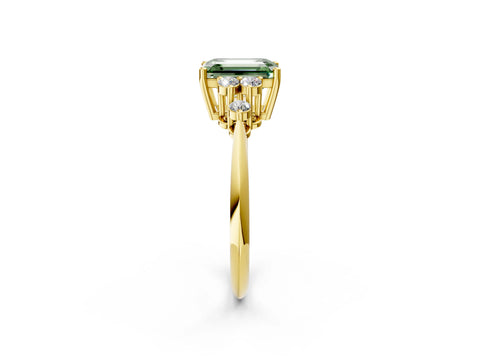 Yellow gold Fancy Green Emerald Cut Cut Diamond Cluster Ring with Solitaire Band and Four-Prong Setting_14