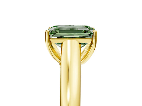 Yellow gold Fancy Green Emerald Cut Cut Diamond Solitaire Engagement Ring with Tapered Plain Band and Four-Prong Setting_5