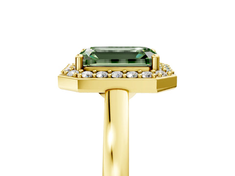 Yellow gold Fancy Green Emerald Cut Halo Diamond Ring with Solitaire Band and Prong Setting_5