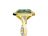 Yellow gold Fancy Green Emerald  Cut Halo Twisted Band Four-Prong Ring_25
