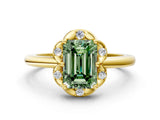 Yellow gold Fancy Green Emerald  Halo Diamond Ring with Round Cluster Setting, Solitaire Band, and Four-Prong Setting_74