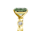 Yellow gold Fancy Green Emerald  Solitaire Bezel-Set Diamond Ring with Beaded Band and Four-Prong Setting_37