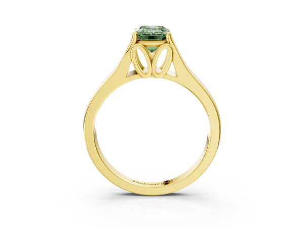 Yellow gold Fancy Green Emerald  Solitaire Diamond Ring with Cathedral Band and Four-Prong Setting