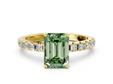 Yellow gold Fancy Green Emerald  Solitaire Pavé Band with Four-Prong Setting_120