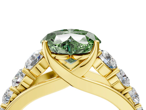 Yellow gold Fancy Green Heart Cut Brilliant Diamond Pavé Band with Six-Prong Setting_4