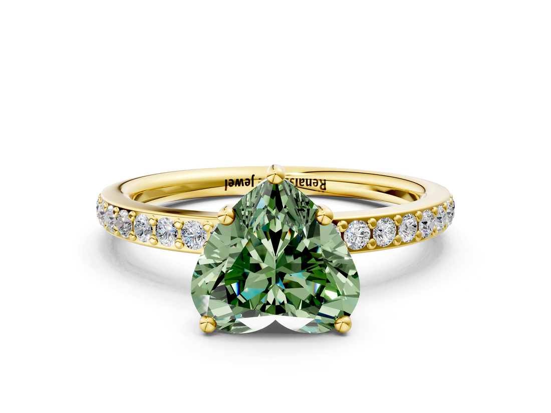 Yellow gold Fancy Green Heart  Cut Diamond Pavé Band Ring with Four-Prong Setting