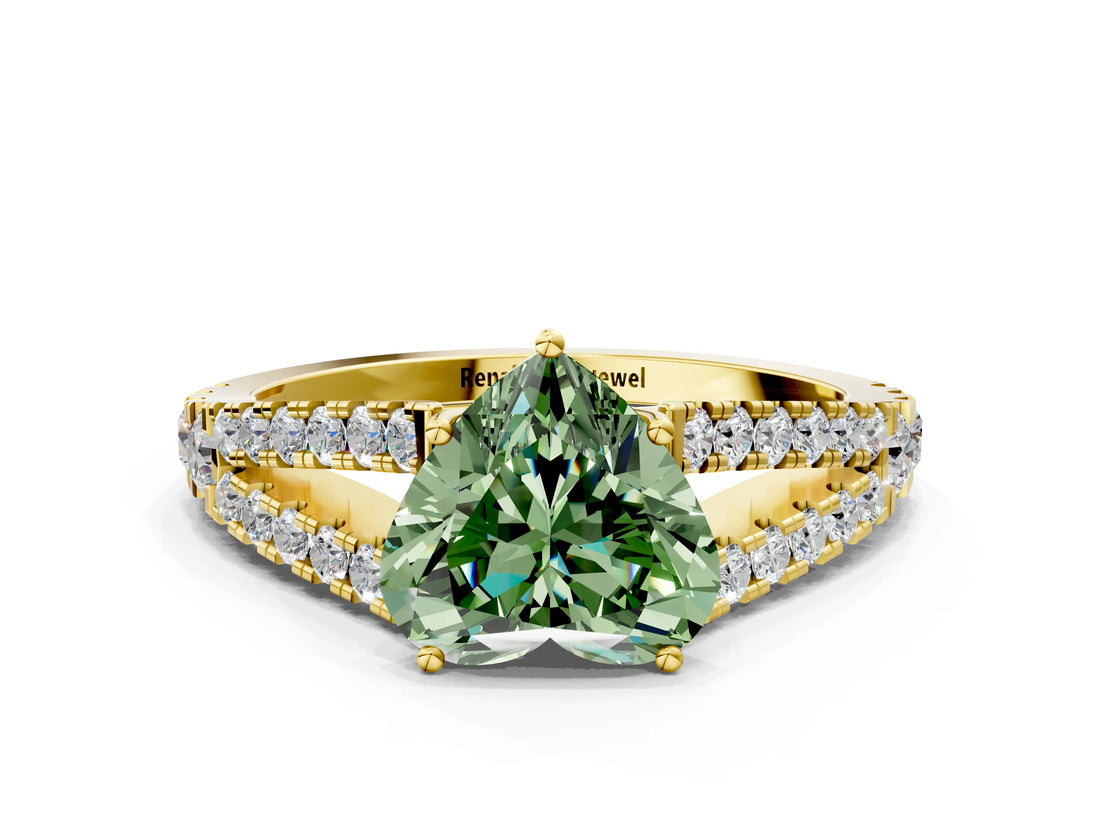 Yellow gold Fancy Green Heart Cut Diamond Split Shank Pavé Engagement Ring with Four-Prong Setting_18