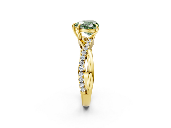 Yellow gold Fancy Green Heart  Cut Diamond Twisted Band with Pavé Setting and Four-Prong Setting