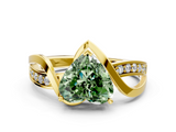 Yellow gold Fancy Green Heart  Solitaire Twisted Band with Prong Setting_3