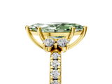 Yellow gold Fancy Green Marquise  Diamond Three-Stone Pave Band with Four-Prong Setting_24