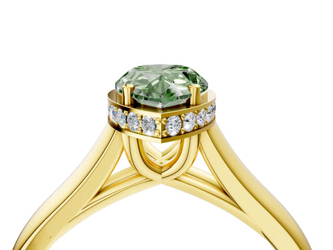 Yellow gold Fancy Green Pear Cut Solitaire Diamond Engagement Ring with Four-Prong Setting and Tapered Band_4