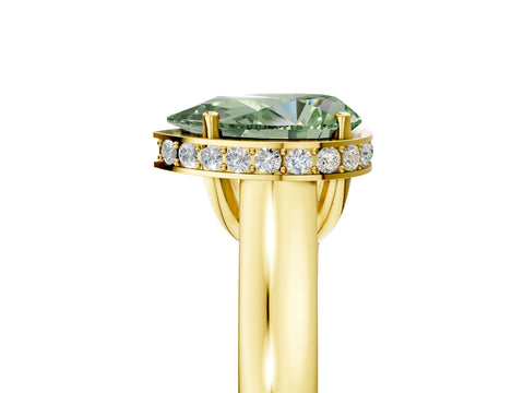 Yellow gold Fancy Green Pear Cut Solitaire Diamond Engagement Ring with Four-Prong Setting and Tapered Band_5