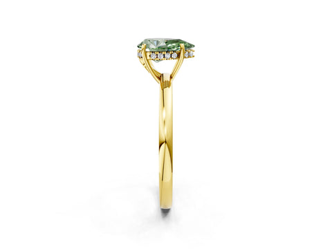 Yellow gold Fancy Green Pear Cut Solitaire Diamond Ring with Prong Setting and Plain Band_2