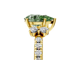 Yellow gold Fancy Green Pear  Diamond Three-Stone Pave Band with Four-Prong Setting_25