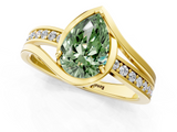 Yellow gold Fancy Green Pear  Solitaire Diamond Ring with Split Shank and Prong Setting_41