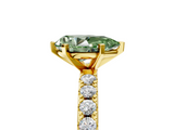 Yellow gold Fancy Green Pear  Solitaire Pavé Band with Four-Prong Setting_152