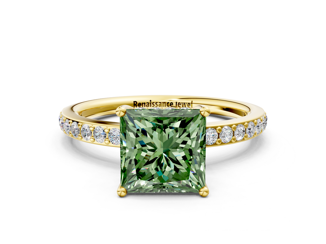 Yellow gold Fancy Green Princess  Cut Diamond Pavé Band Ring with Four-Prong Setting