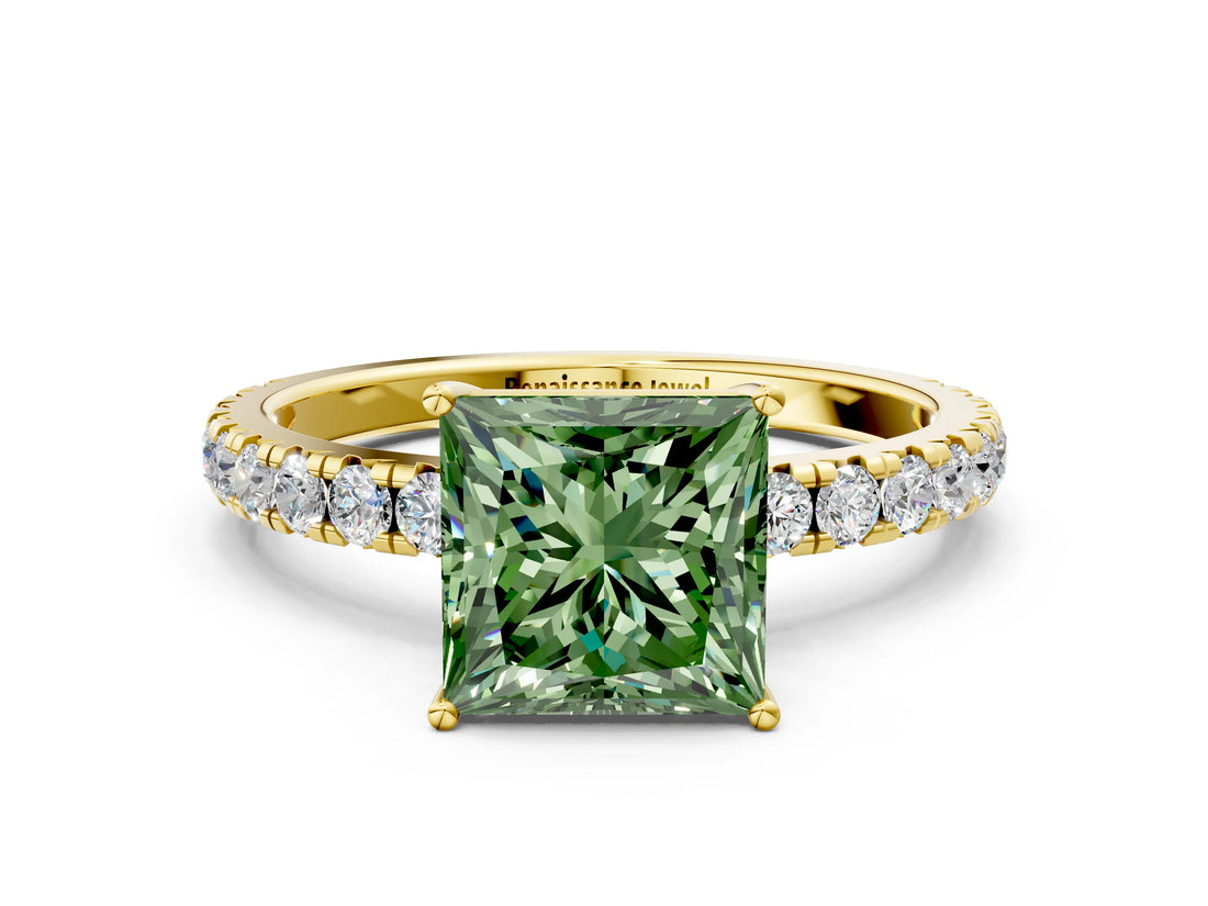 Yellow gold Fancy Green Princess Cut Diamond Pavé Solitaire Engagement Ring with Four-Prong Setting_17