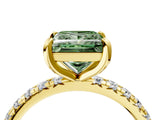 Yellow gold Fancy Green Princess Cut Diamond Pavé Solitaire Ring with Round Band and Prong Setting_16