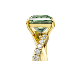 Yellow gold Fancy Green Princess  Cut Diamond Twisted Band with Pavé Setting and Four-Prong Setting_5