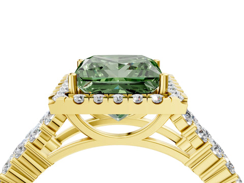 Yellow gold Fancy Green Princess Cut Halo Pavé Diamond Engagement Ring with Split Shank and Four-Prong Setting_7