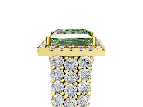 Yellow gold Fancy Green Princess Cut Halo Pavé Diamond Engagement Ring with Split Shank and Four-Prong Setting_8