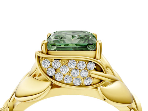 Yellow gold Fancy Green Princess Cut Solitaire Leaf-Inspired Engagement Ring with Prong Setting_4