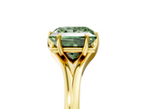 Yellow gold Fancy Green Princess  Solitaire Diamond Ring with Six-Prong Setting and Tapered Band_5