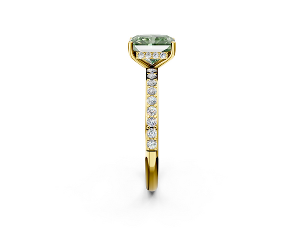 Yellow gold Fancy Green Radiant  Cut Diamond Pavé Band Ring with Four-Prong Setting