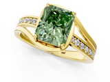 Yellow gold Fancy Green Radiant  Solitaire Diamond Ring with Split Shank and Prong Setting_42