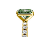 Yellow gold Fancy Green Radiant  Solitaire Pavé Band with Four-Prong Setting_144