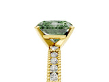 Yellow gold Fancy Green Radiant  Solitaire with Pavé Band and Four-Prong Setting_313