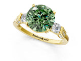 Yellow gold Fancy Green Round Cut Brilliant Three-Stone Pave Band with Four-Prong Setting_1