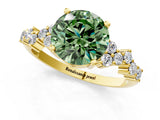 Yellow gold Fancy Green Round Cut Diamond Cluster Pavé Band with Four-Prong Setting_4