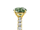 Yellow gold Fancy Green Round Cut Diamond Pavé Solitaire Engagement Ring with Four-Prong Setting_76