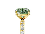 Yellow gold Fancy Green Round  Diamond Pavé Band with Six-Prong Setting_36