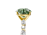Yellow gold Fancy Green Round  Solitaire with Side Stones on a Pavé Band and Four-Prong Setting_29