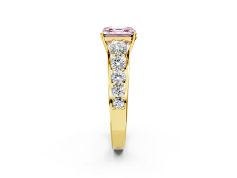 Yellow gold Fancy Pink Asscher Cut Brilliant Diamond Pavé Band with Six-Prong Setting_2