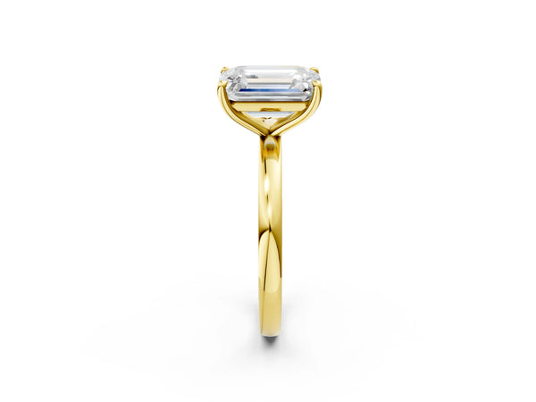 Yellow gold Fancy Pink Heart  and Emerald Cut Toi Moi Ring with Prong Setting