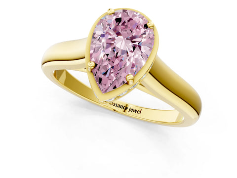 Yellow gold Fancy Pink Pear Cut Solitaire Diamond Engagement Ring with Four-Prong Setting and Tapered Band_1
