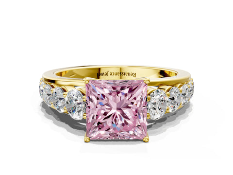 Yellow gold Fancy Pink Princess Cut Brilliant Diamond Pavé Band with Six-Prong Setting